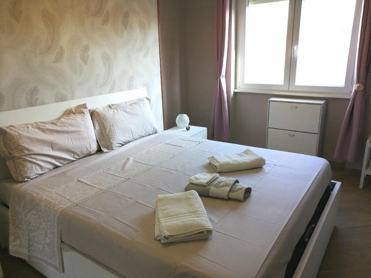 Due Torri Roma Guest House Buitenkant foto
